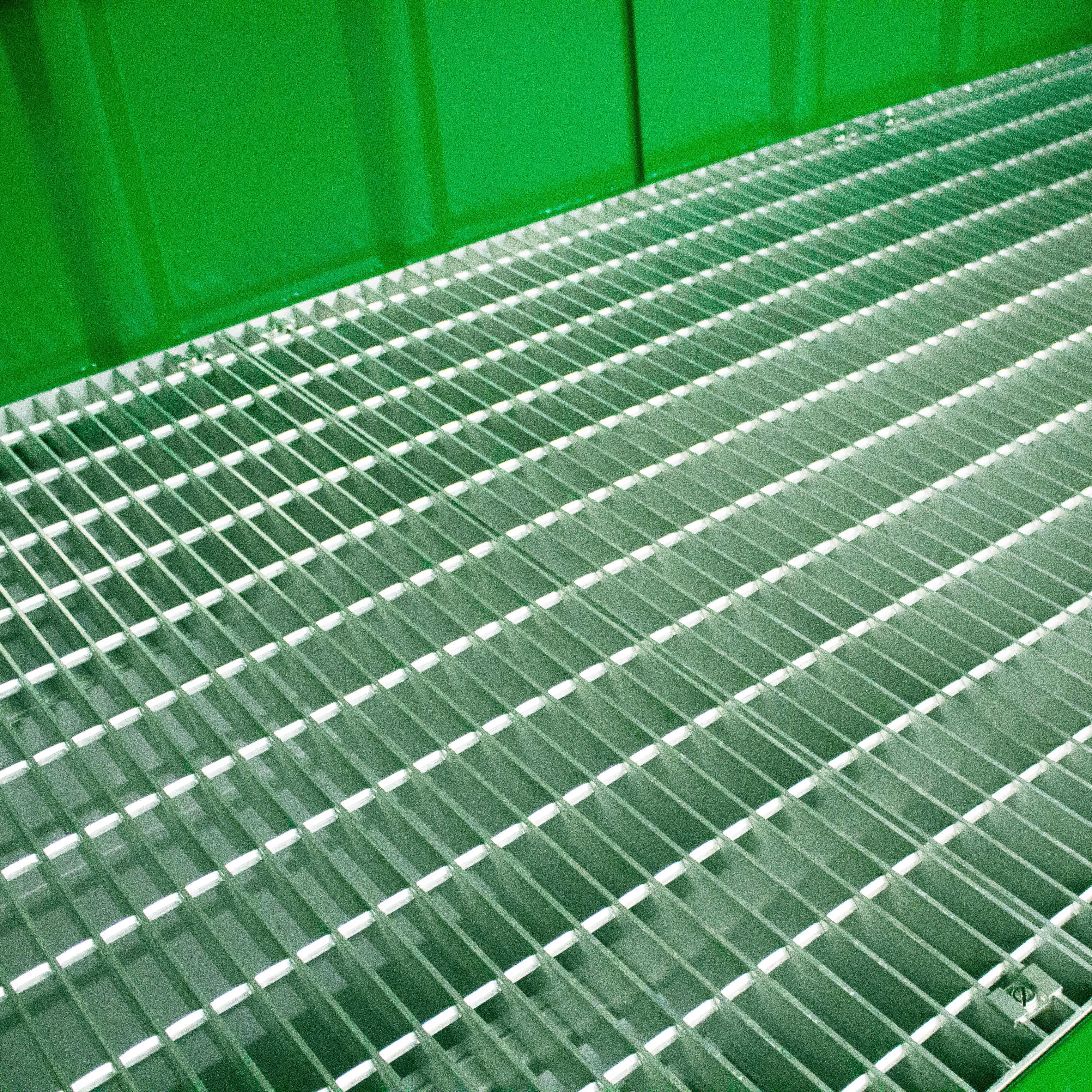 Drum & IBC Store - DPU16-4HS ||To Hold 16 Drums